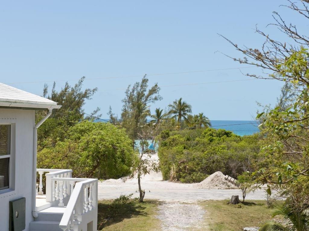 Key Lime Cottage Home Alice Town  Exterior photo